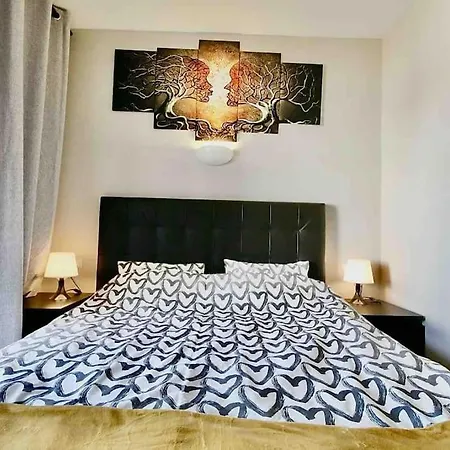 Family Oasis: Year-round Beachside In 公寓